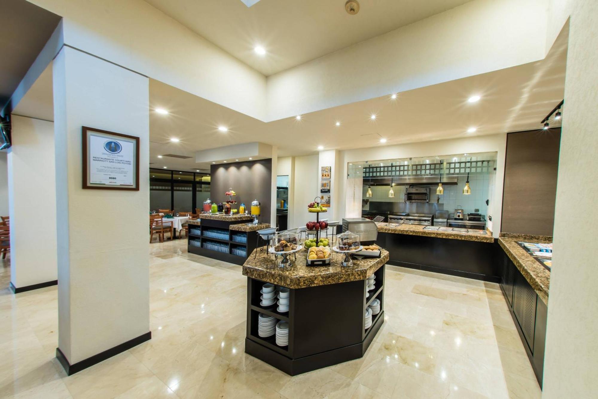 Hotel Courtyard By Marriott San Luis Potosí Exterior foto
