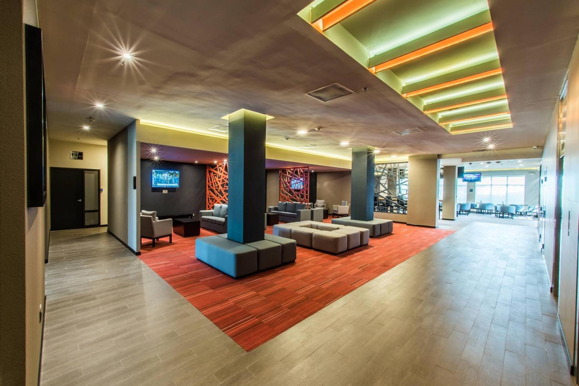 Hotel Courtyard By Marriott San Luis Potosí Exterior foto
